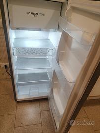 Mini Frigorifero Hisense con vano freezer