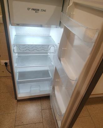 Mini Frigorifero Hisense con vano freezer