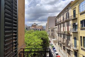 Appartamento arredato NON RESIDENTI in centro