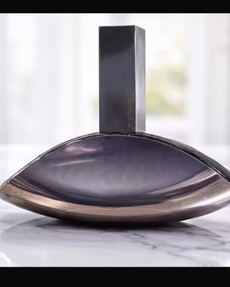 Factice gigante da collezione Calvin Klein