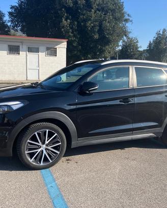 TUCSON 1.7 CRDi (85Kw) Suv 5p/d/1685 Diesel