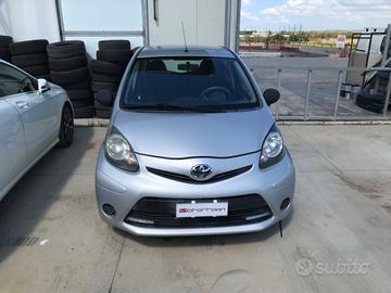 Toyota Aygo 1.0 12V VVT-i 5 porte Orange Connect