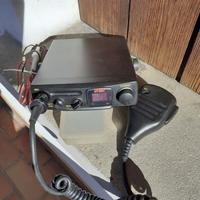CB INTEK MC-4 40 CANALI AM con microfono.
