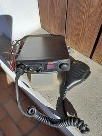 CB INTEK MC-4 40 CANALI AM con microfono.