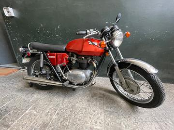 BSA 650 Lightning