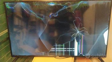 Smart Tv 42" AKAi per ricambi