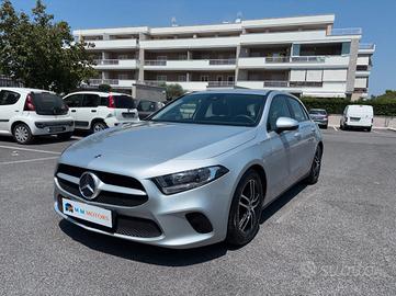 Mercedes A 180 Business 7G-DCT