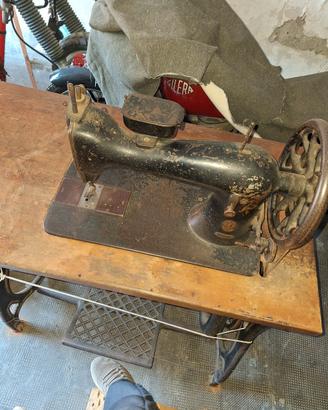 2 macchine da cucire 