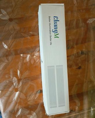 coppia di applique luce calda nuove