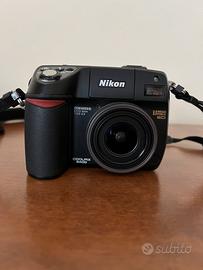 Nikon 8400