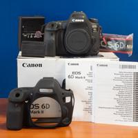 Canon Eos 6D Mark II + Battery Grip