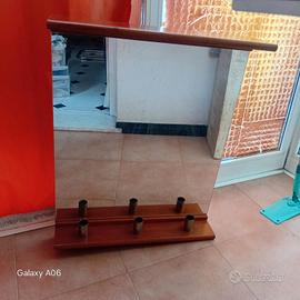 Specchiera bagno con illuminazione