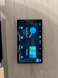 Navigatore Garmin Camper 780 con retrocamera