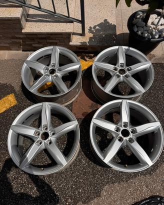 Cerchi Audi A4 modello B8 misura 18' ET 45