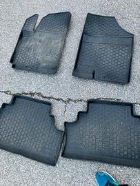 Pedane in gomma kia venga