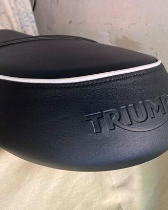 Triumph Bonneville 