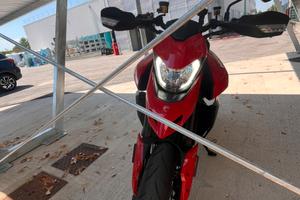 Hypermotard 950
