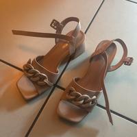 Scarpe rosa carne