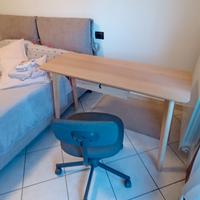 scrivania Ikea + sedia ikea