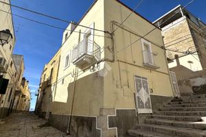 CASA INDIPENDENTE A CANOSA DI PUGLIA
