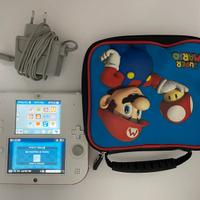 Nintendo 2DS + Custodia Super Mario