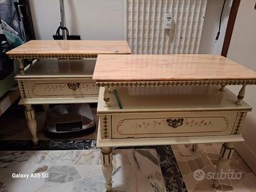 coppia di comodini anni 70