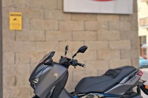 Yamaha X-Max 300 TECH MAX