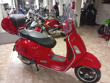 Piaggio Vespa 300 GTS - 2008