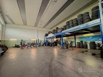 CAPANNONE A CIVIDATE AL PIANO