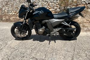 Kawasaki z750