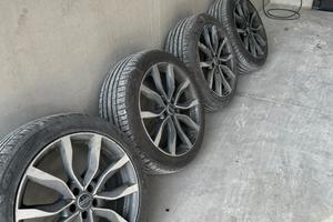 Cerchi 20 con gomme 245/45 r20