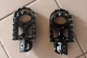 Pedane Sam Racing per BMW GS 1300