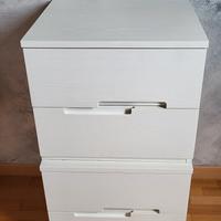 Comodini e cassettiera camera da letto