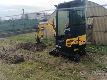 mini escavatore nuovo monocilindrico 