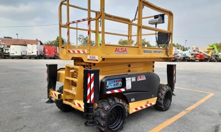 Verticale elettrica fuori strada Haulotte 12 RTE