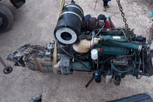 Motore e cambio Volvo FL7