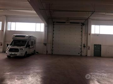 GARAGE per CAMPER, veicoli o deposito oggetti