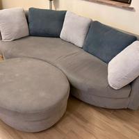 DIVANO CURVO MADE IN ITALY CON POUF E CUSCINI