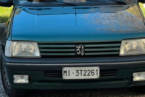 Peugeot 205