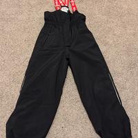 Pantaloni da sci + pantaloni e maglia termica