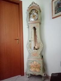 Pendolo in legno, stile veneziano, dipinto a mano