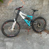 Downhill Yeti 303r tg m