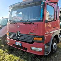Mercedes atego 1223 per ricambi
