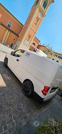 furgoncino nissan nv200 