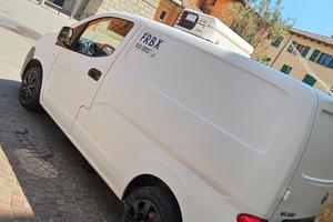 furgoncino nissan nv200 