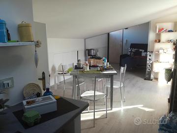 Mansarda accogliente open space a frascati