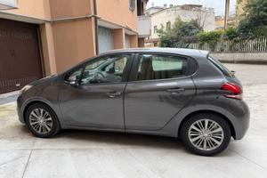 Peugeot 208 - 1.2 PureTech 82cv