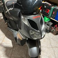 Aprilia sportcity 125