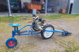 falciatrice e autocarro Iveco 50F10