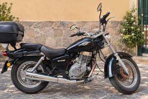 Suzuki Marauder GZ250 